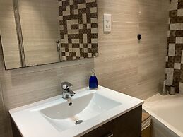 Side SeaView 3Bedrooms Apartment Sliema