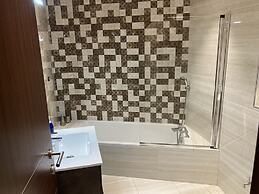 Side SeaView 3Bedrooms Apartment Sliema