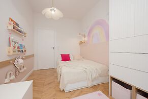 Family Apartament by Renters Prestige