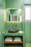 Apollo Paradise Seaview Infinity Pool Jacuzzi