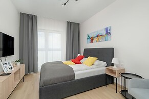 Old Market Square Studio by Renters