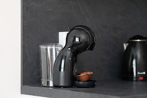 Old Market Square Studio by Renters