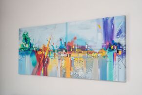 Old Market Square Studio by Renters