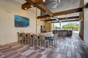 TWO Modern CozySuites at Town Lake