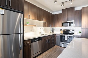 TWO Modern CozySuites at Town Lake