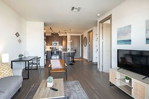 TWO Modern CozySuites at Town Lake