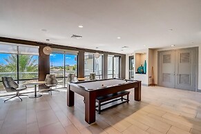 TWO Modern CozySuites at Town Lake