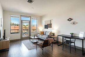 TWO Modern CozySuites at Town Lake