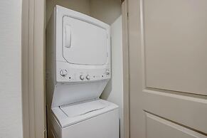 TWO Modern CozySuites at Town Lake