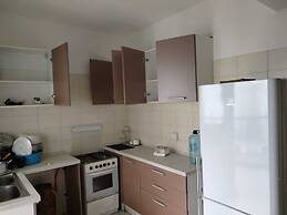 Inviting 5-bed Apartment in Luanda