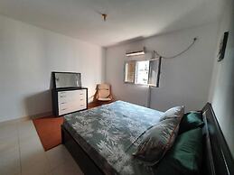 Inviting 5-bed Apartment in Luanda