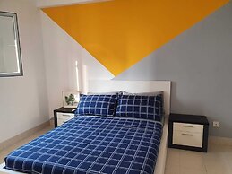 Inviting 5-bed Apartment in Luanda