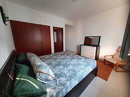 Inviting 5-bed Apartment in Luanda