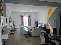 Inviting 5-bed Apartment in Luanda