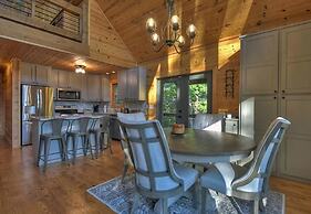 Chalet Blue Ridge in Blue Ridge