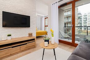 Zajezdnia Wrzeszcz Apartment by Renters