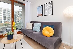 Zajezdnia Wrzeszcz Apartment by Renters