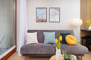 Zajezdnia Wrzeszcz Apartment by Renters