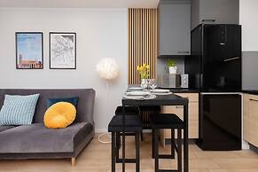 Zajezdnia Wrzeszcz Apartment by Renters