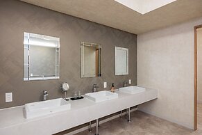 JAPAVISTA Xenith Premium