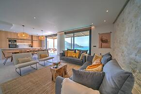 Villa Hestia - 6 Bedroom Luxury Villa With Seaview