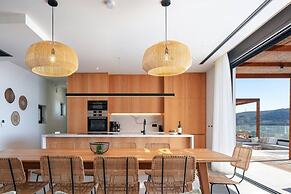 Villa Hestia - 6 Bedroom Luxury Villa With Seaview