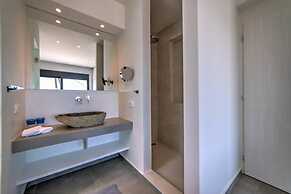 Villa Oniriko in Mariou