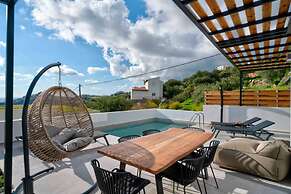 Villa Friday in Mariou