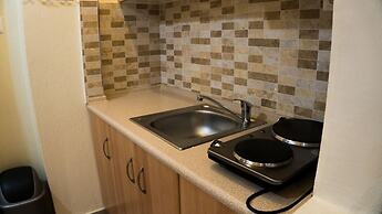 Milonas House Apartments