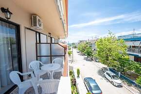 Milonas House Apartments