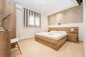 Milonas House Apartments