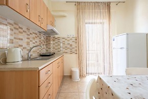 Milonas House Apartments