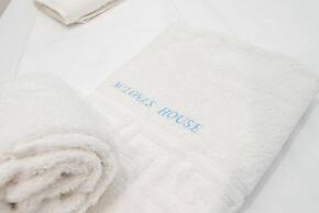 Milonas House Apartments