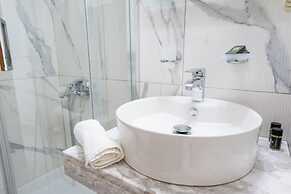 Milonas House Apartments