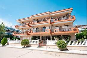 Milonas House Apartments