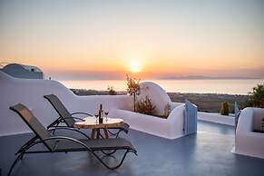 Sun Angelos Oia - Luxury Cave Suites