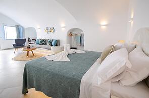 Sun Angelos Oia - Luxury Cave Suites