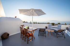 Sun Angelos Oia - Luxury Cave Suites