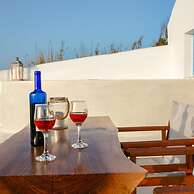 Sun Angelos Oia - Luxury Cave Suites