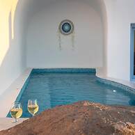 Sun Angelos Oia - Luxury Cave Suites