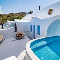 Sun Angelos Oia - Luxury Cave Suites