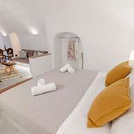 Sun Angelos Oia - Luxury Cave Suites