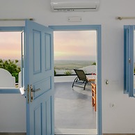 Sun Angelos Oia - Luxury Cave Suites