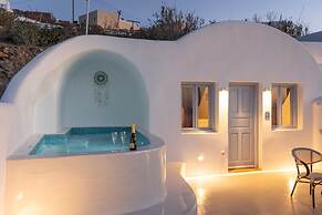 Sun Angelos Oia - Luxury Cave Suites