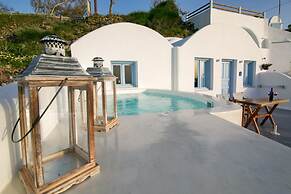Sun Angelos Oia - Luxury Cave Suites