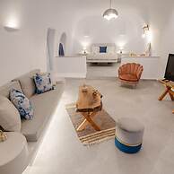 Sun Angelos Oia - Luxury Cave Suites