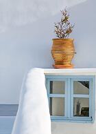 Sun Angelos Oia - Luxury Cave Suites