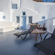 Sun Angelos Oia - Luxury Cave Suites