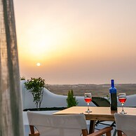 Sun Angelos Oia - Luxury Cave Suites