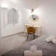 Sun Angelos Oia - Luxury Cave Suites